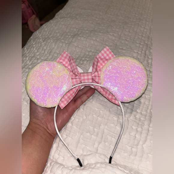 🩷Iridescent minnie glitter patch ears🩷
